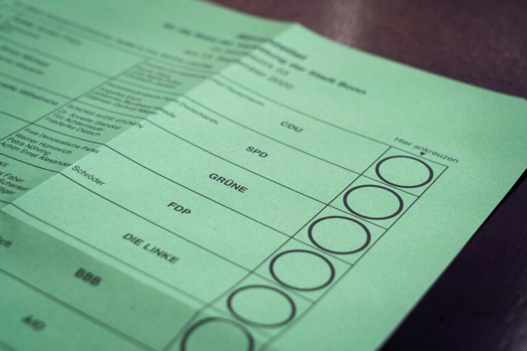 Analyzing the Role of Public Opinion Polls in Election Analysis